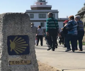 Finisterre & Costa da Morte: Guided Tour from Santiago de Compostela